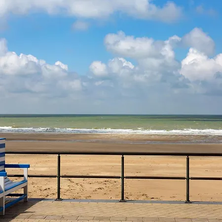 Апартаменты Sunny Retreat In Middelkerke, Cleaning Included *