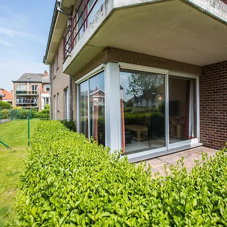 Апартаменты Sunny Retreat In Middelkerke, Cleaning Included Миделкерк