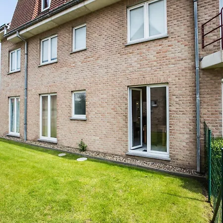 Апартаменты Sunny Retreat In Middelkerke, Cleaning Included Миделкерк